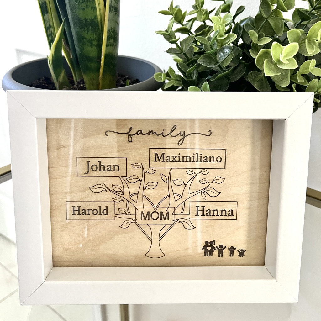 Custom mothers day gift-Wood and Engraved Family Tree Sign.